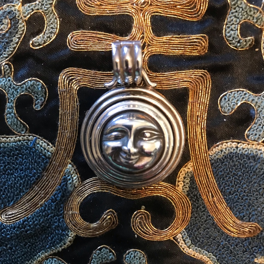 KIESELSTEIN CORD SUN/MOON WINKING EYE ENHANCER